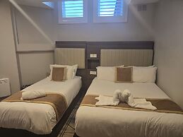 Double Bedroom Studio