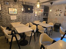 KGT House