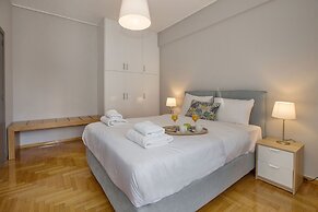 Cozy Apartment in Syntagma - Plaka by GHH