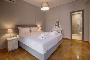 Cozy Apartment in Syntagma - Plaka by GHH