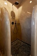 Allure Breeze Suites