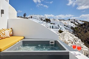 Allure Breeze Suites