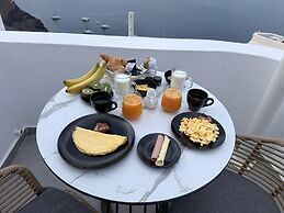 Allure Breeze Suites