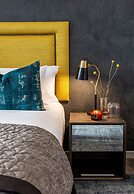 O' Two Hotel