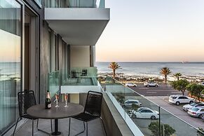 O' Two Hotel