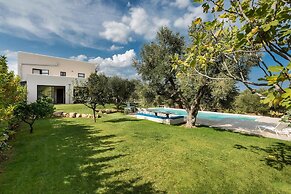 Villa Joy
