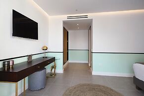 Alleys All-Suite Hotel & Spa