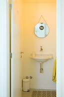 The Holy Cow - Hostel & Suites