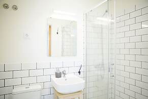 The Holy Cow - Hostel & Suites