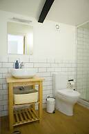 The Holy Cow - Hostel & Suites