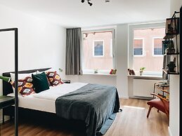 Lorenz Apartments