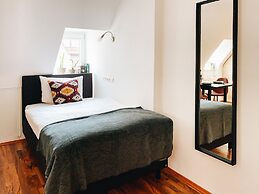 Lorenz Apartments