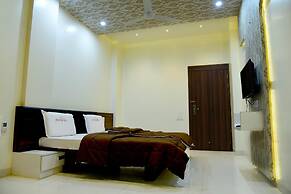 Hotel Pushpak Satara