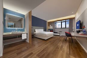 Holiday Inn Express Pinghu by IHG