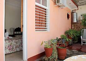 Hostal Alvarez TRINIDAD