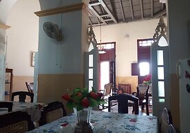 Hostal Cary REMEDIOS