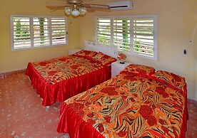 Hostal Eida y Lujan PLAYA LA BOCA