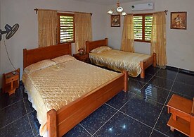 Hostal Eida y Lujan PLAYA LA BOCA