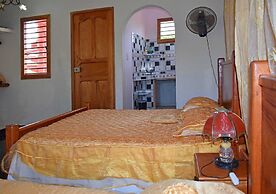 Hostal Eida y Lujan PLAYA LA BOCA