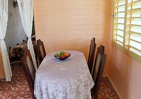 Hostal Loraine TRINIDAD