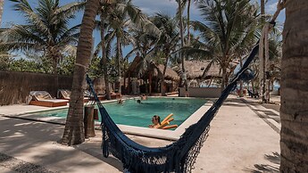 Nílu Isla Mujeres by Selina