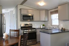 Great Blue Resorts - Lantern Bay Resort