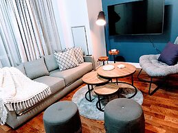 Designer Luxury 3 Bedroom Townhouse