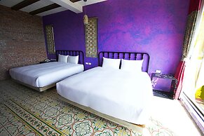 Sand Hostel