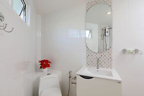 Kata White Villas