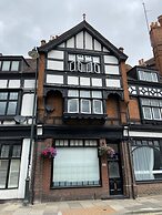 19 Station Road