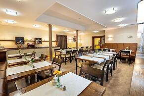 Hotel Karl