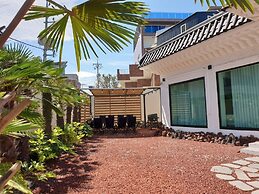 Daylight Lagomar Pension