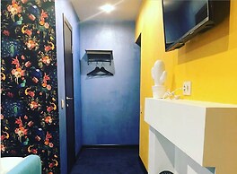 Simple Rooms
