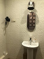 Simple Rooms