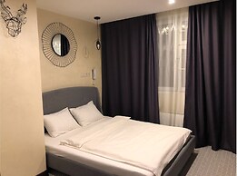 Simple Rooms