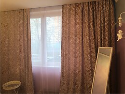 Simple Rooms