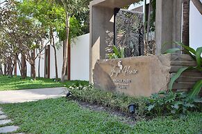 Jaya House Angkor Park