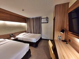 L Meridian Suites