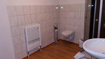 Apartments B & B27
