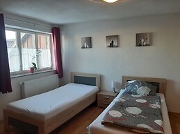 Apartments B & B27