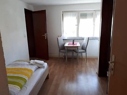 Apartments B & B27