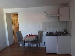 Apartments B & B27
