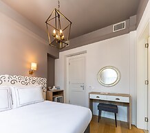 Petros Hotel