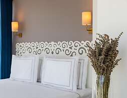 Petros Hotel
