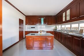 Angel Pool Villa Phuket