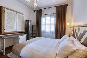 Trilye Bay C Konak