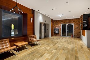 Frey Homes Waterlane Glamour &SPA