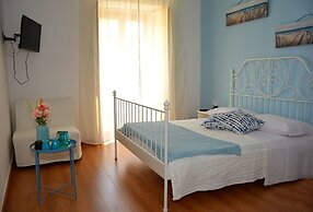 Mia's Rooms
