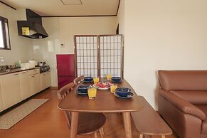 Maru House