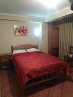 Lhotse Hostel B&B Huaraz